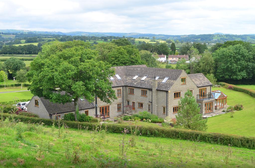 Llwyn Helyg Country House Hostal Carmarthen Exterior foto